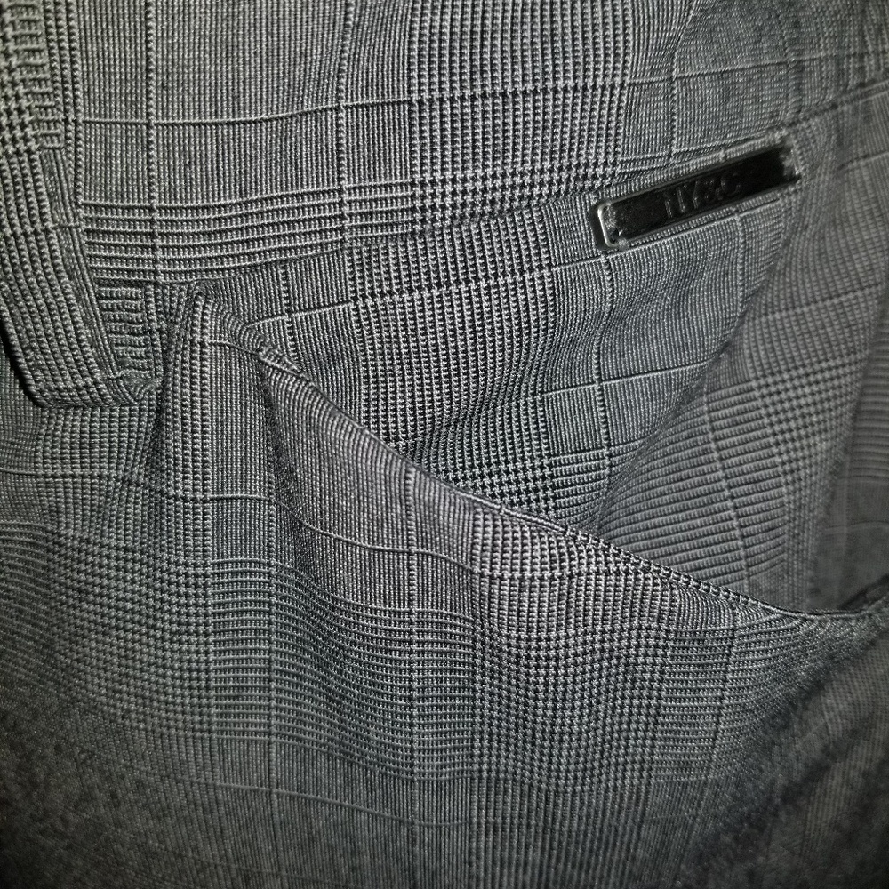 Pants - Picture 3 of 4